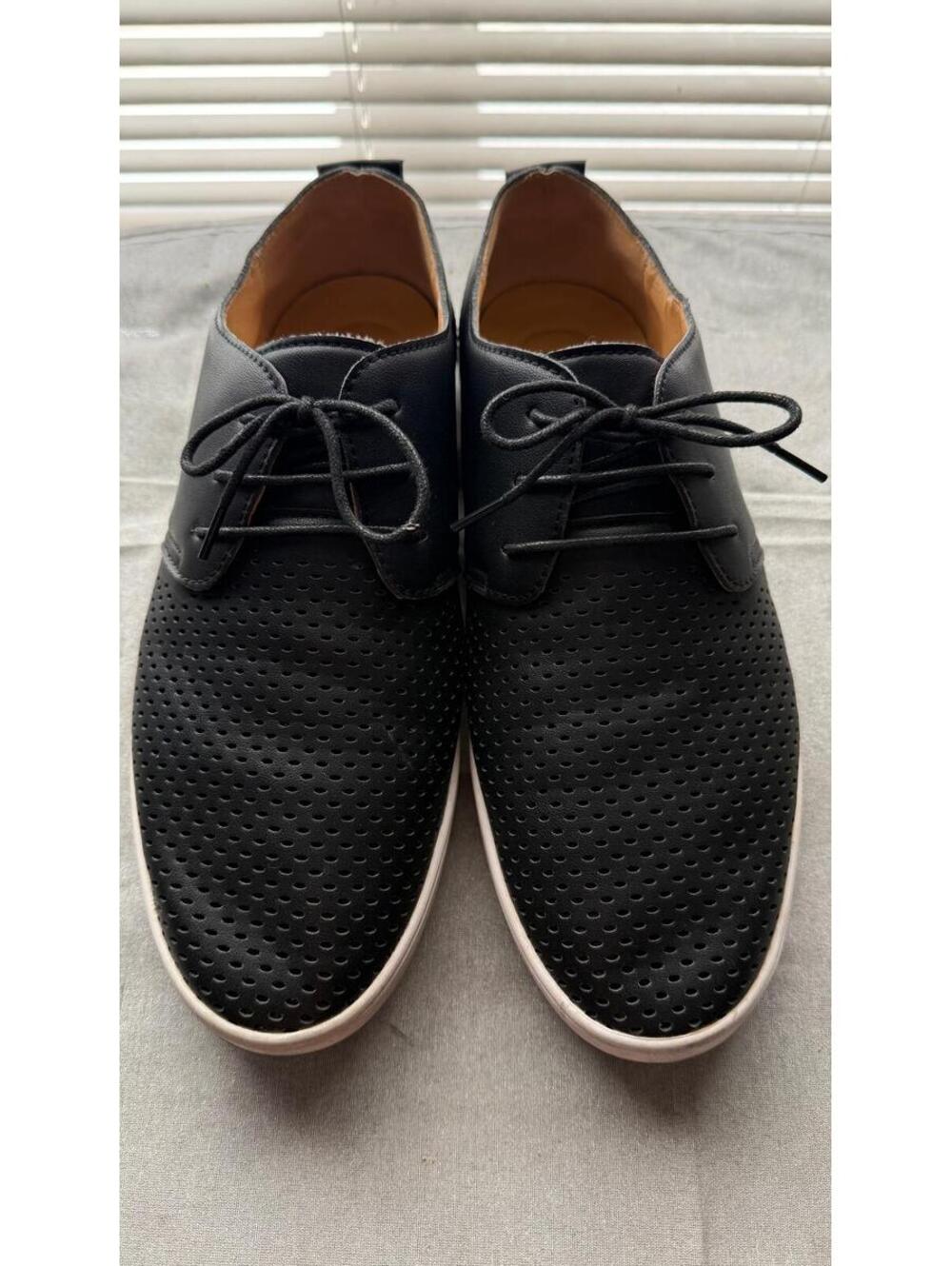 ZZHAP Men’s Black Perforated Casual Dress Shoes Size 10 Lightweight Lace Up